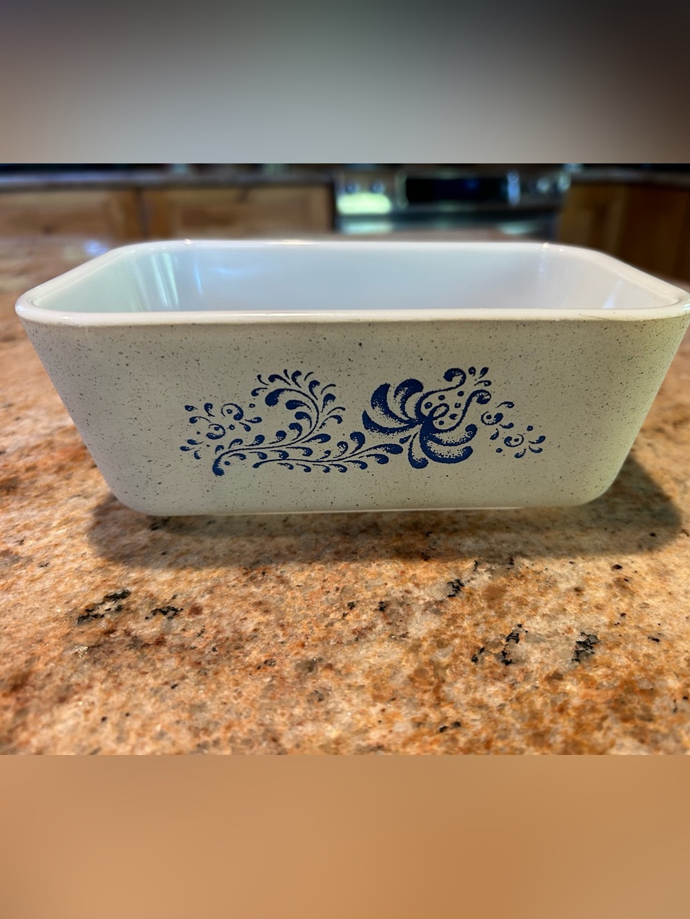Pyrex TRADEMARK #0502 1 1/2 Pint Homestead Refrigerator Dish Mold 12